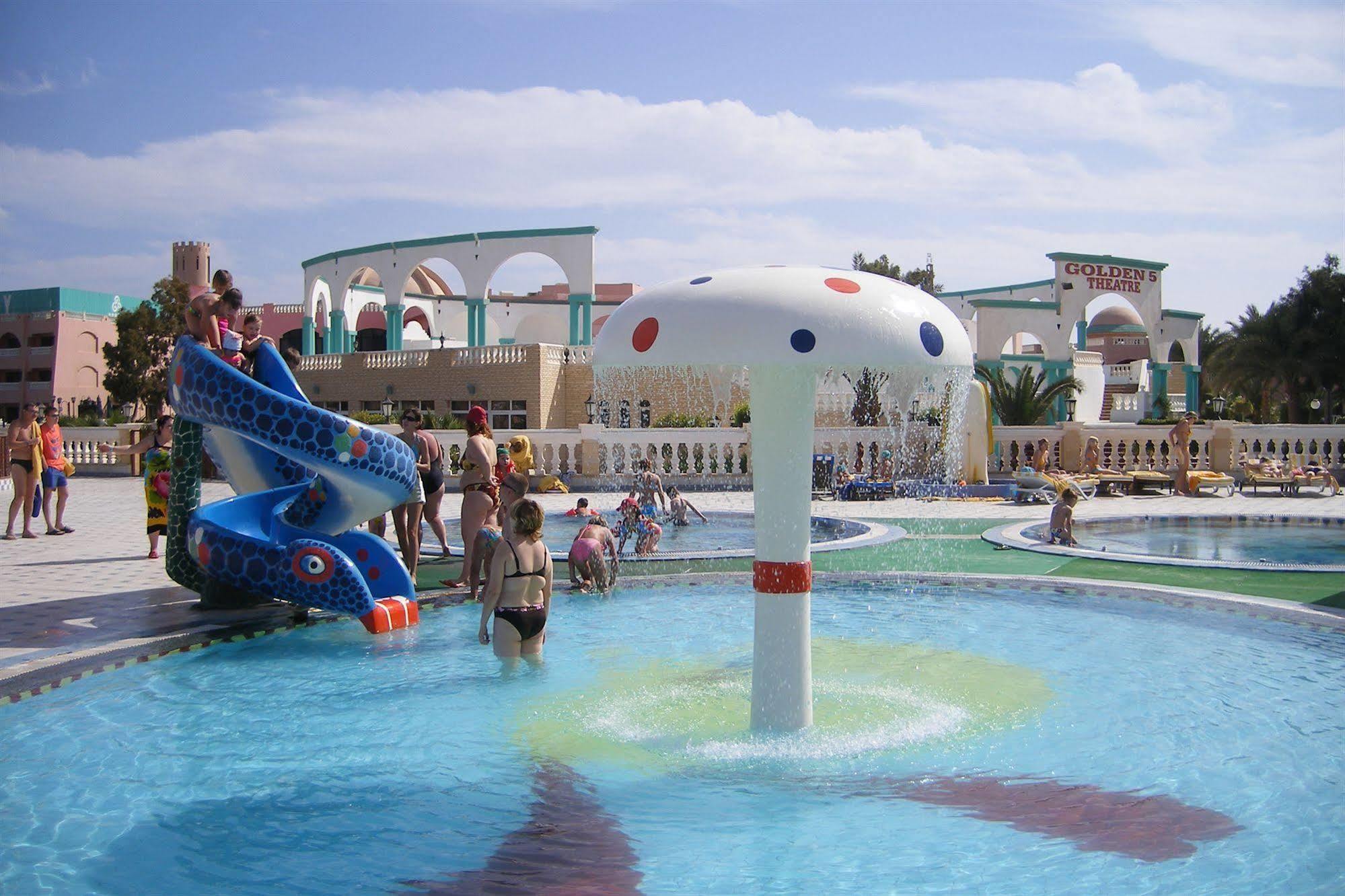 Blend Club Aqua Resort フルガダ エクステリア 写真